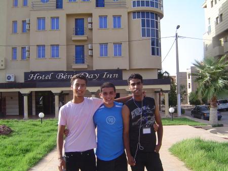 c moi et achraf et aziz à bn malal